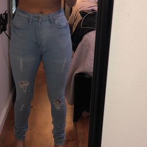 High waisted ripped jeans